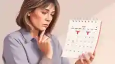 ما سبب تكرار الدورة الشهرية مرتين في الشهر في سن الاربعين أسباب هرمونية أو شيء أخطر ؟